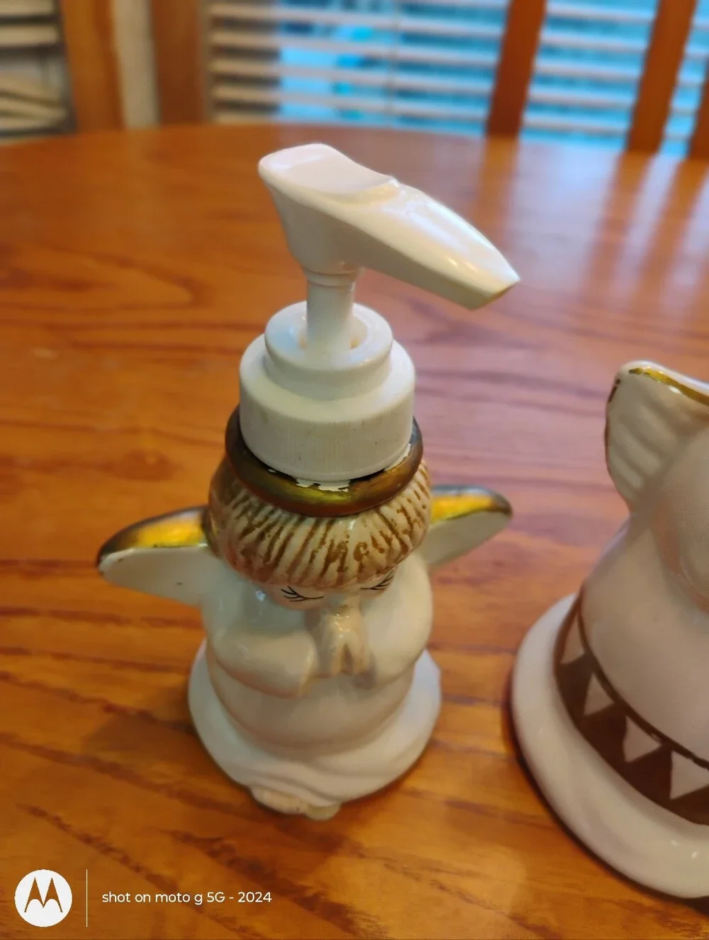 Allure three ceramic